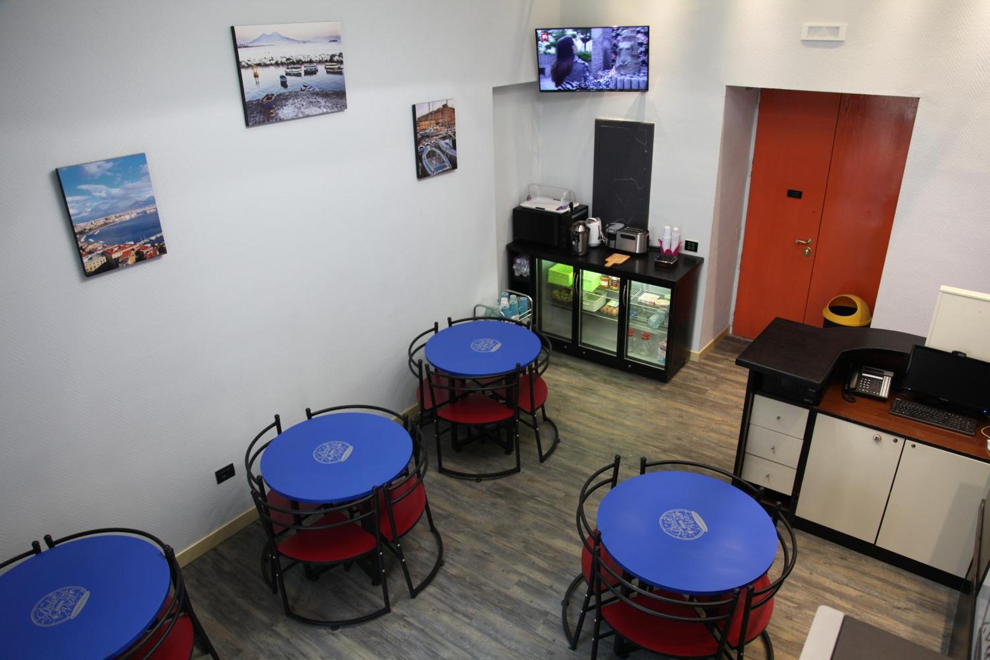 Dolce Vita Rooms Napoli Eksteriør billede