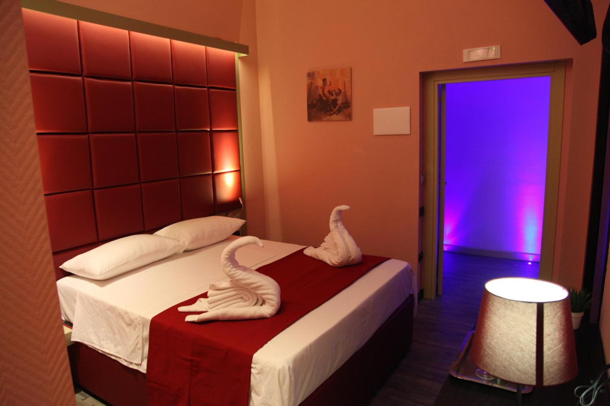Dolce Vita Rooms Napoli Eksteriør billede