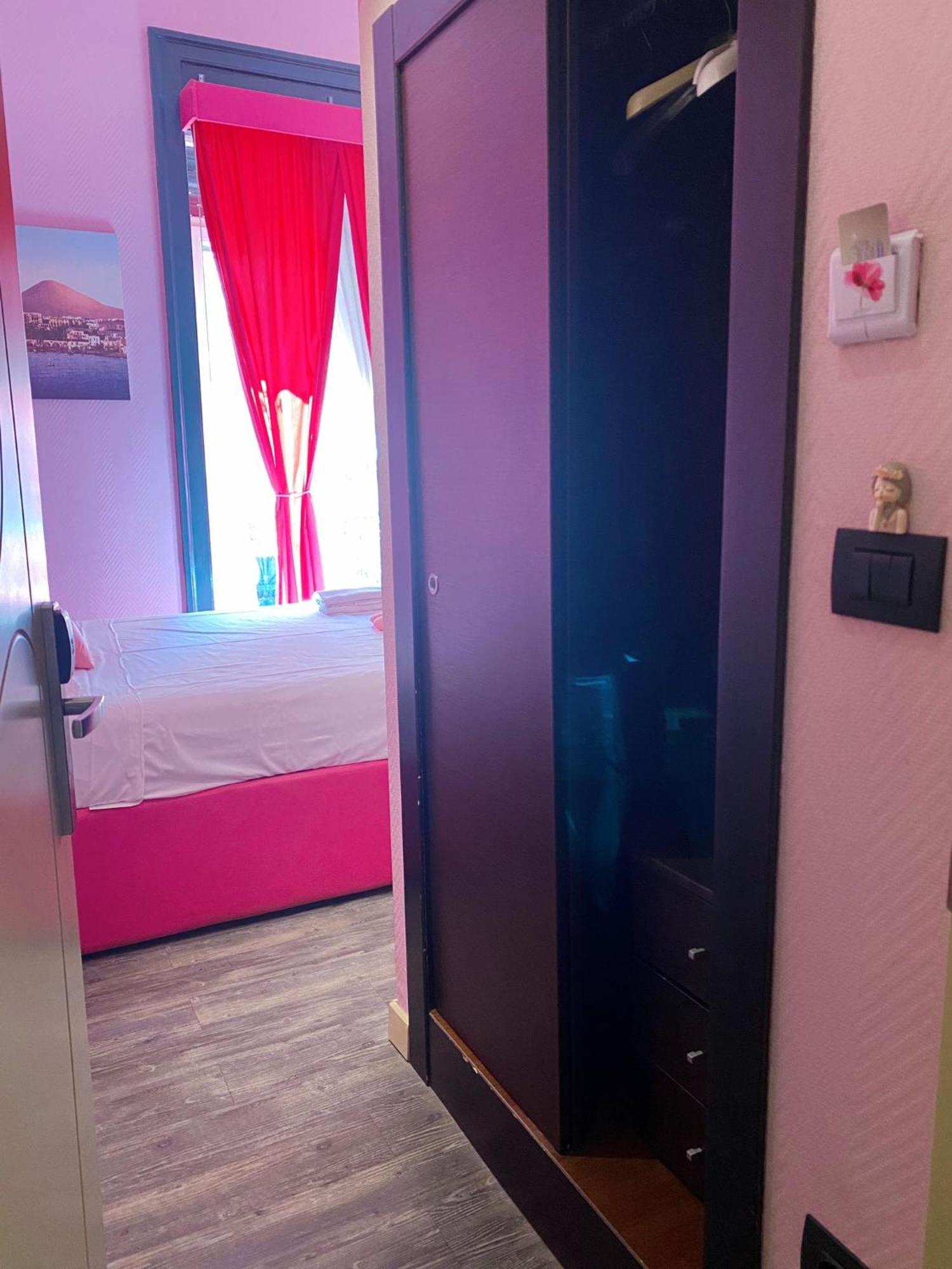 Dolce Vita Rooms Napoli Eksteriør billede