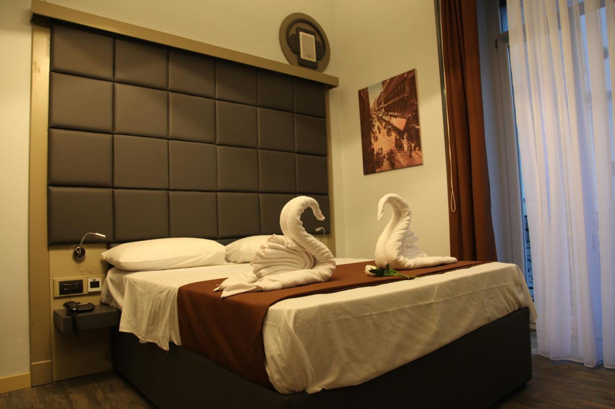 Dolce Vita Rooms Napoli Eksteriør billede