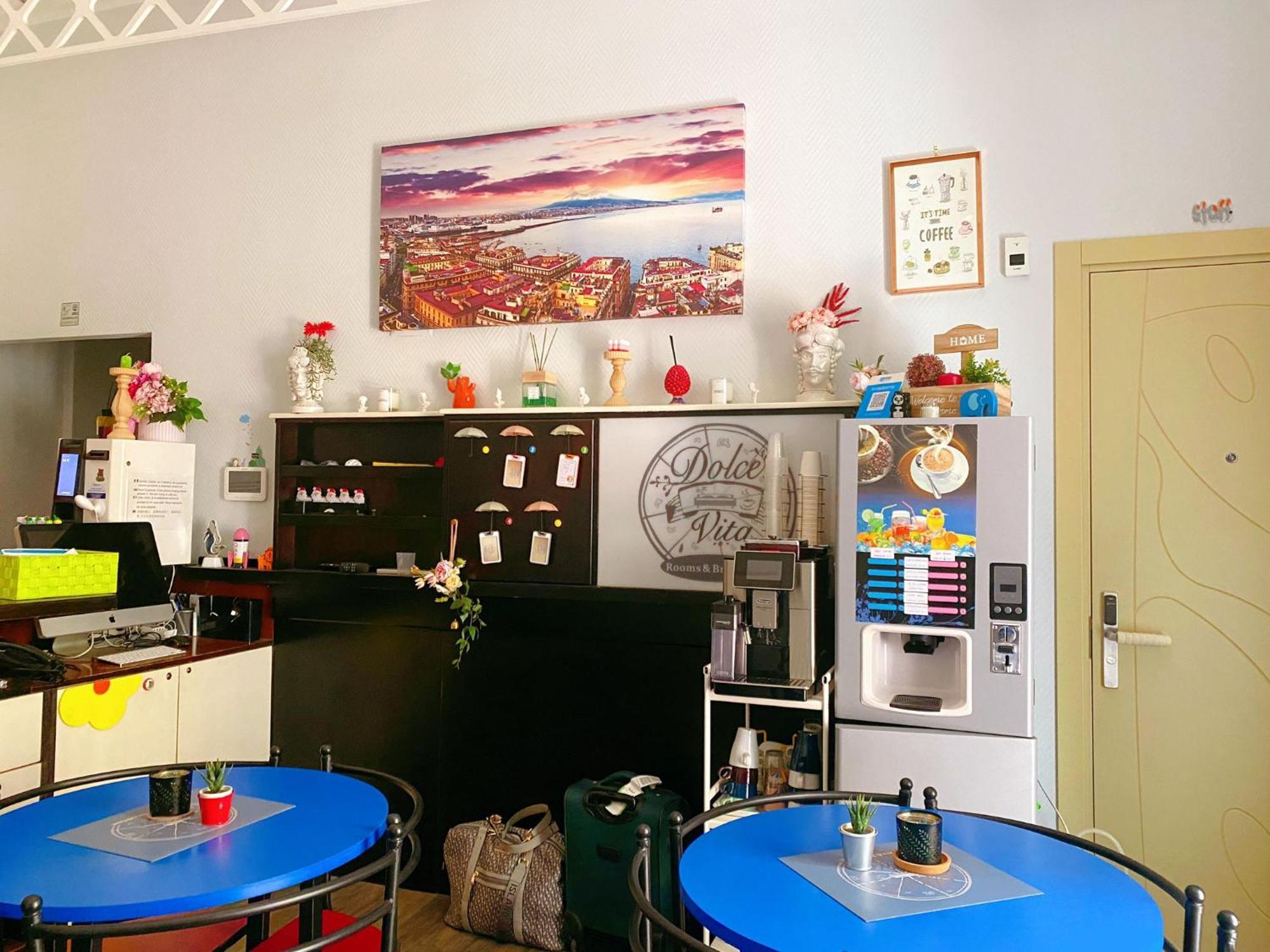 Dolce Vita Rooms Napoli Eksteriør billede